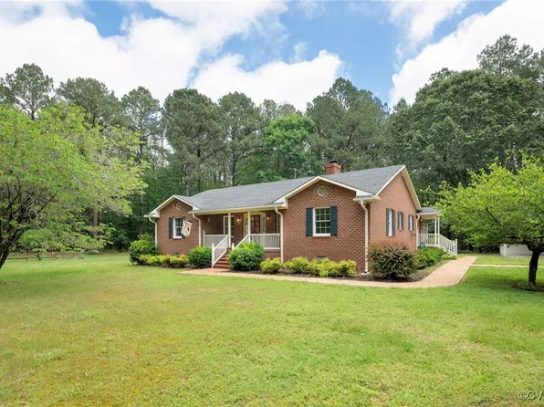 11313 W Quaker Rd, Disputanta, VA 23842