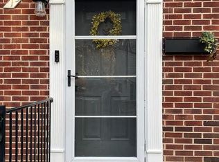 135 W Annandale Rd, Falls Church, VA 22046