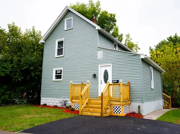 107 Madison St, East Rochester, NY 14445