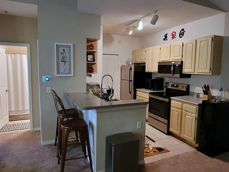 Ceramic tiled kitchen