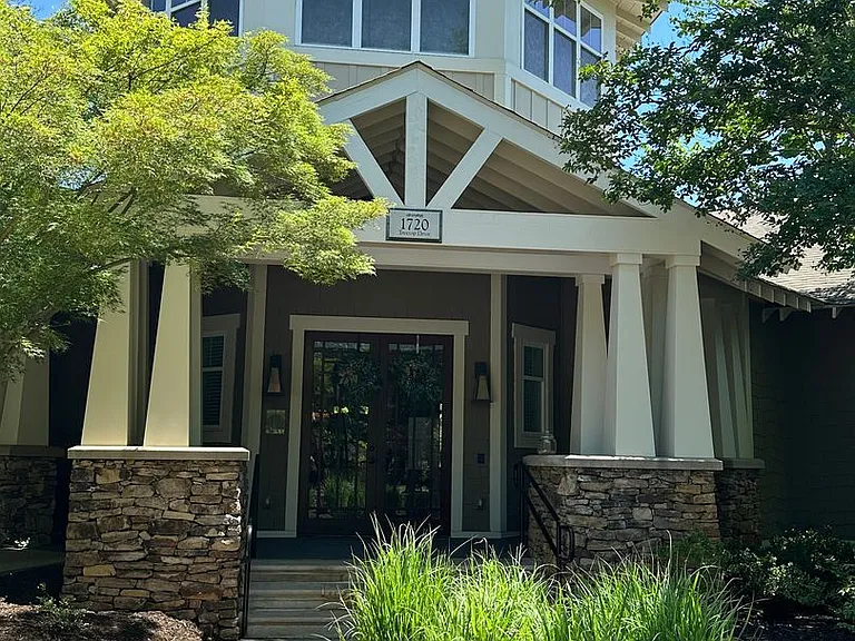 1855 Candlewood Ct #207 — Photo 9