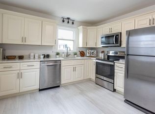 155 Pine St #155, Greenwich, CT 06830