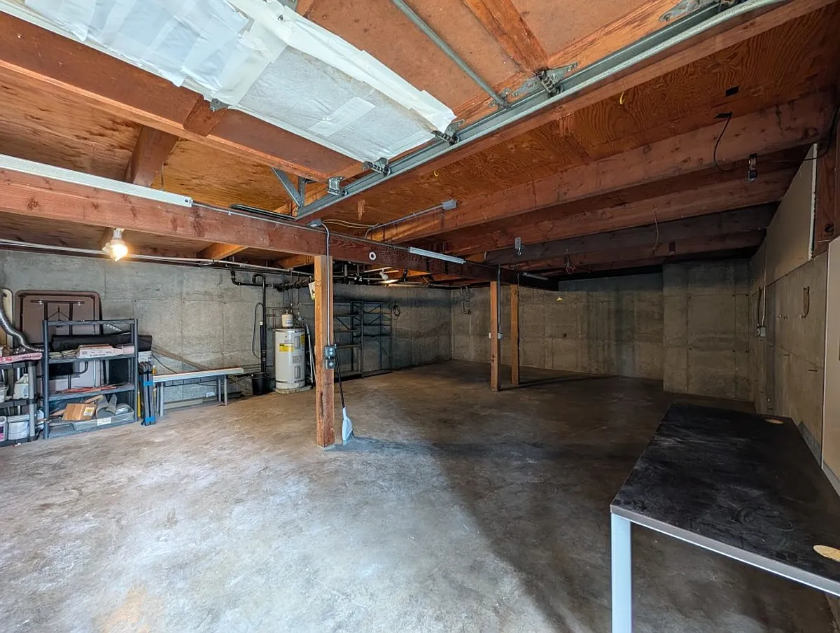 Building Photo - 18249 24th Ave NE