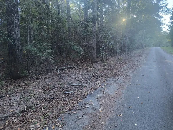 Nhn Triangle Dr, Laurel, MS 39443