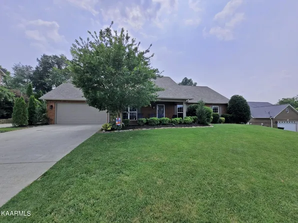120 Flora Dr, Lenoir City, TN 37771