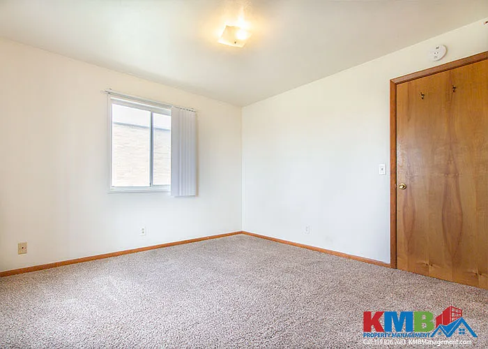 1050 Twixt Town Rd #9 — Photo 10