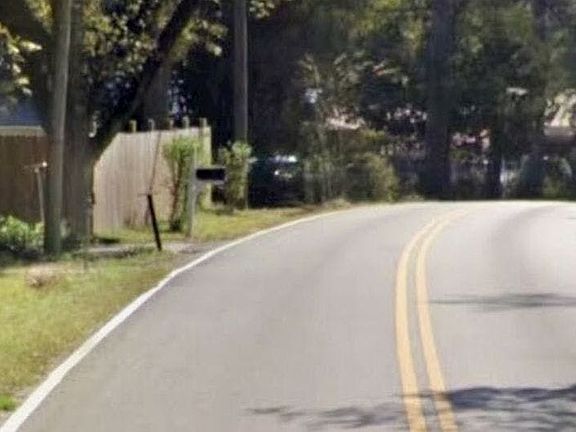 5th image of 2918 Old Marion Rd