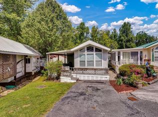 5355 Parkway E #131, Cosby, TN 37722