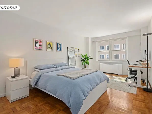 155 East 34th Street image 4 of 7