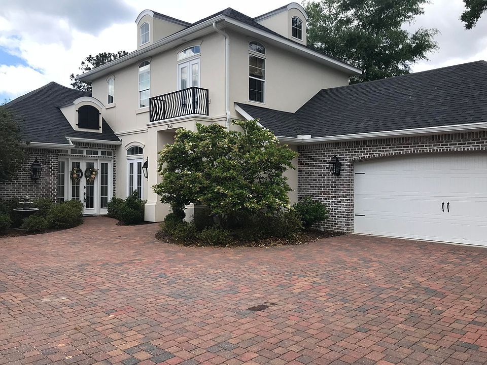 1st image of 1658 Saint Lawrence Dr