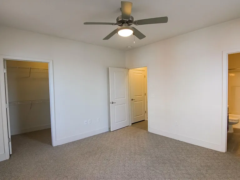 South Junction Apartments — Photo 72