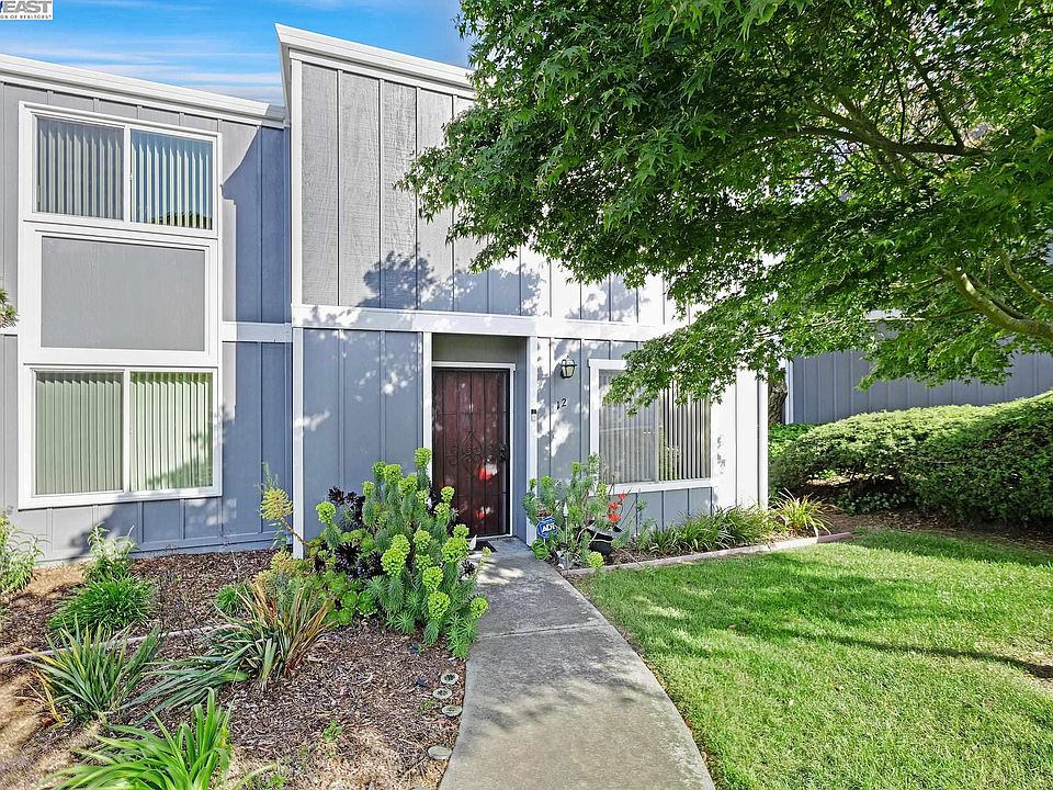 1st image of 12 Park Ln