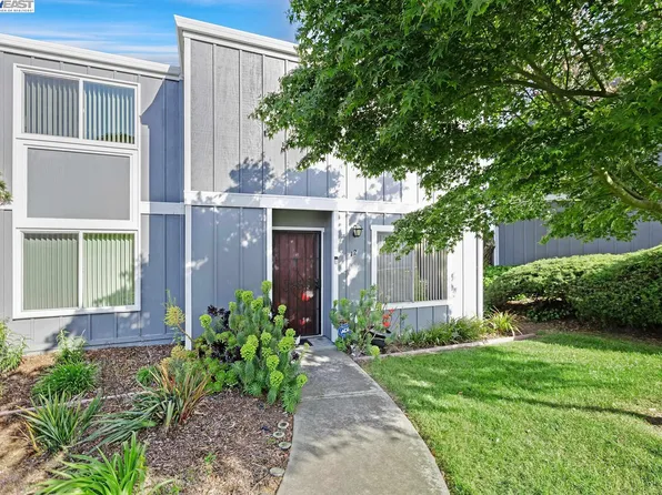12 Park Ln, Richmond, CA 94803