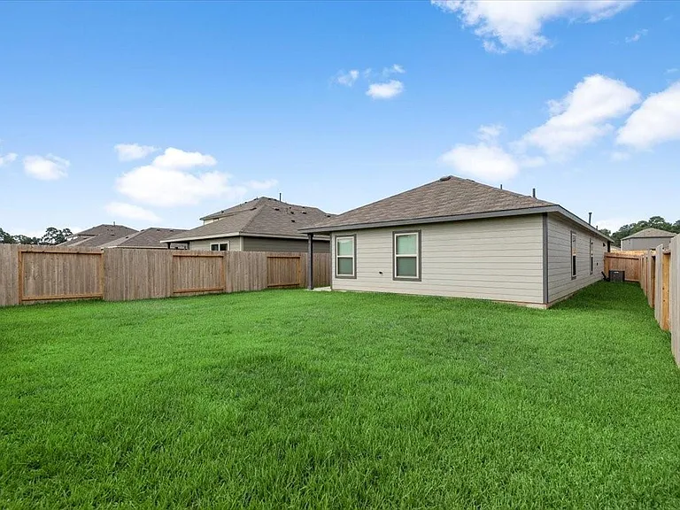 13591 Bay Springs Dr — Photo 30
