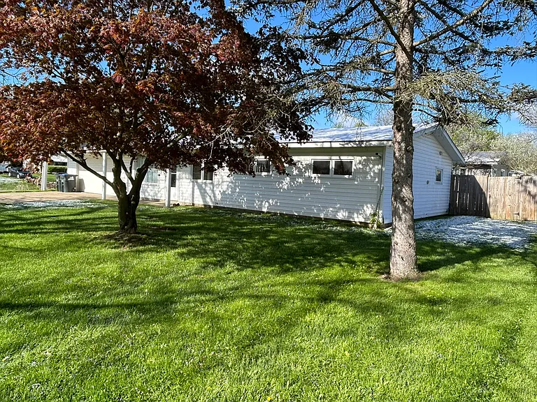 1882 Paul Dr — Photo 68