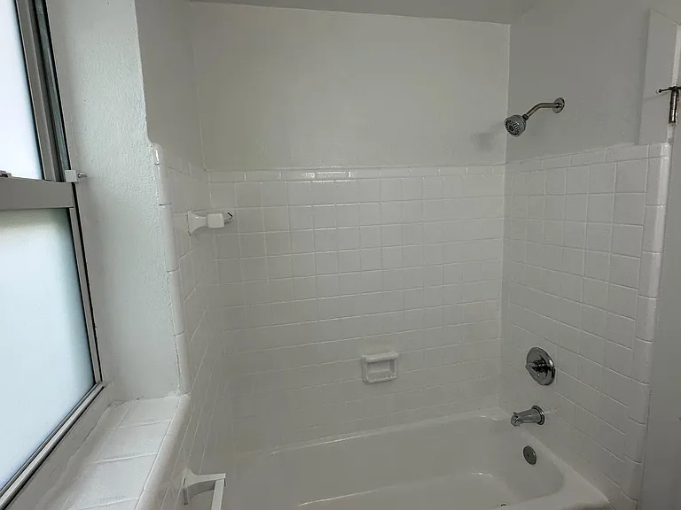 1821 Thomas St #0 — Photo 13