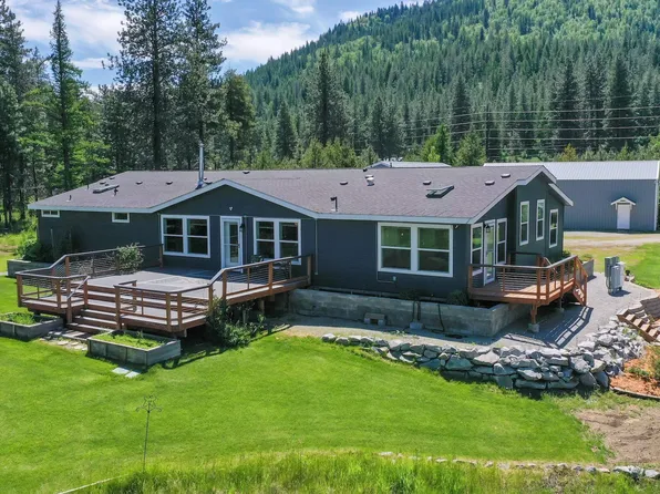 322205 Highway 2, Newport, WA 99156