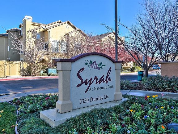 3rd image of 5350 Dunlay Dr Unit 1811