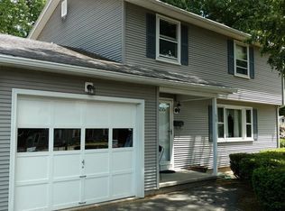 39 Bonneta Cir, Chicopee, MA 01020