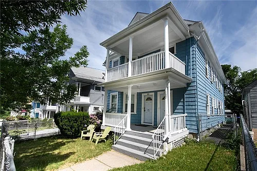 102 Rochambeau Ave Photo 1
