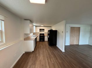 504 W Central Ave APT D, Belgrade, MT 59714