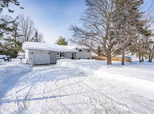 2 Quinn Ave, Orillia, ON L3V 3H5
