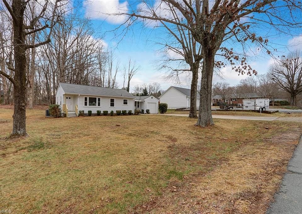 1st image of 2431 Westover Dr