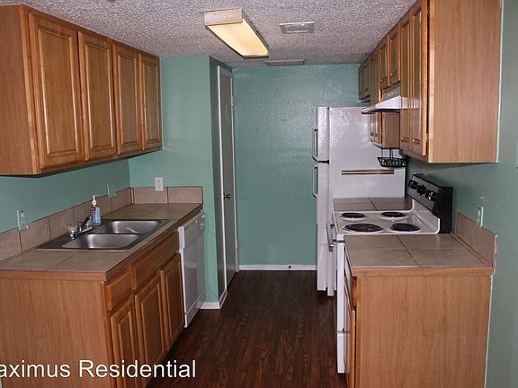 5th image of 2124 Burton Dr APT 173