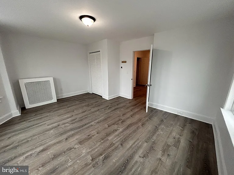 1067 S Clinton Ave #2 — Photo 5