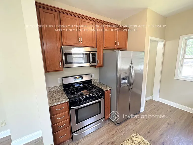 1024 25th Ave SE — Photo 7