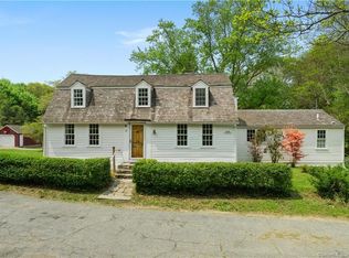 43 Johnny Cake Hill Rd, Old Lyme, CT 06371