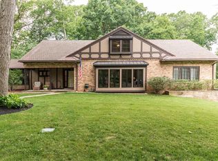 22 Old Westbury Ln, Saint Louis, MO