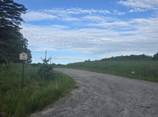 11 Richards Ln, Norway, ME 04268