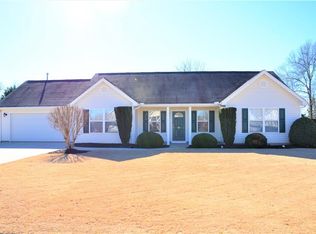 111 Saint James Ct, Anderson, SC 29621