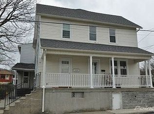 718 Garibaldi Ave, Roseto, PA 18013