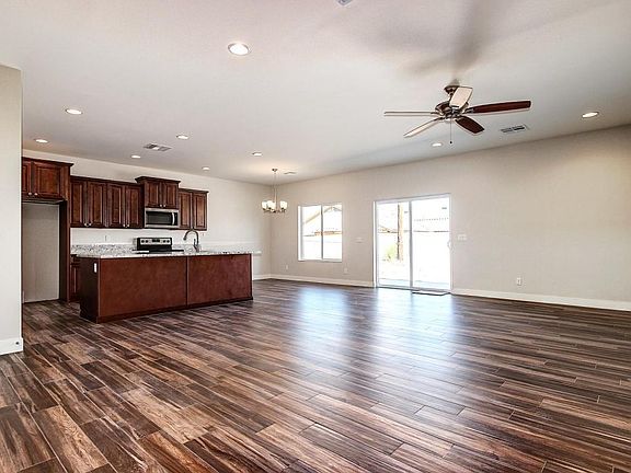 4th image of 6173 S Sage Way