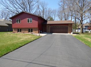2037 W Highview Dr, Sauk Rapids, MN 56379