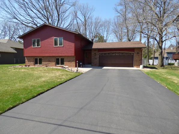 2037 W Highview Dr, Sauk Rapids, MN 56379