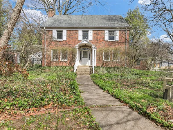 402 W Pennsylvania Ave, Urbana, IL 61801