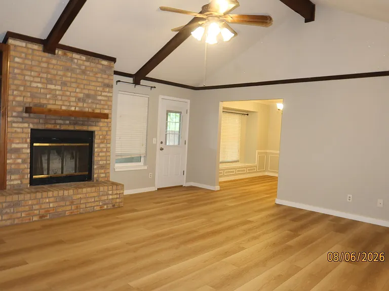 4868 Matterhorn Dr — Photo 4