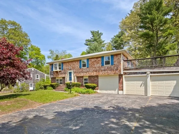 93 Country Way, Taunton, MA 02780