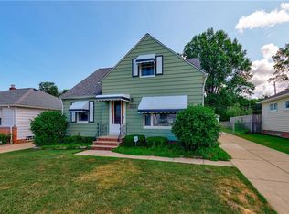 2441 Larchmont Dr, Wickliffe, OH 44092