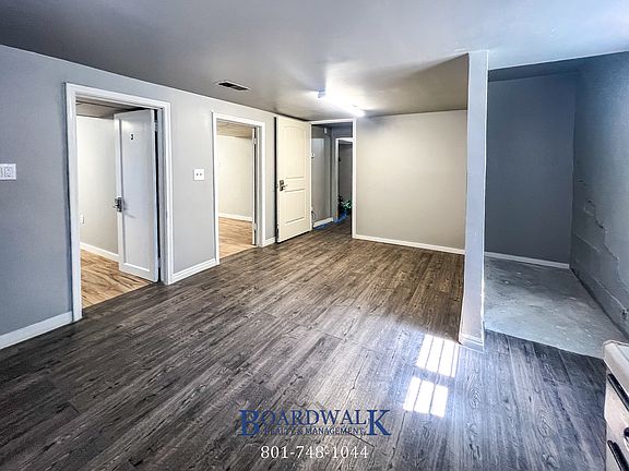 4th image of 1748 S Main St #3