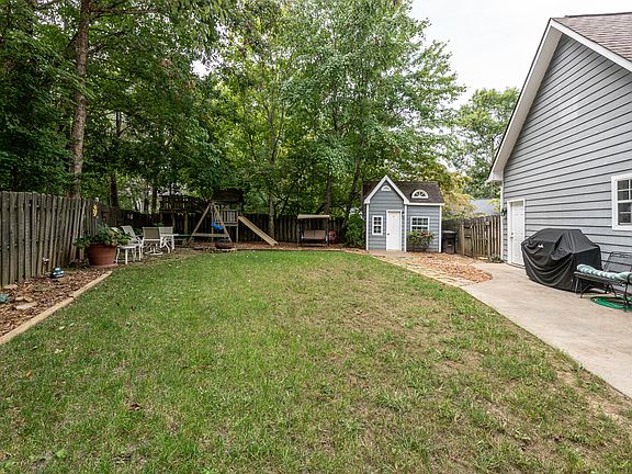 4th image of 7617 Christin Lee Cir