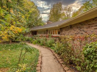 1843 Parkers Mill Rd, Lexington, KY 40504