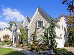 85 Everett St, Closter, NJ 07624