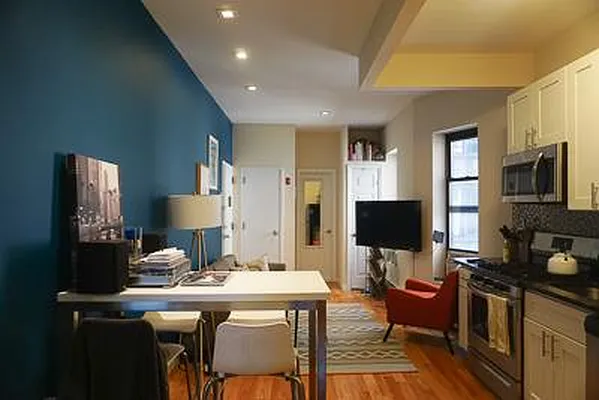 Rented by Maz Group NY | media 19