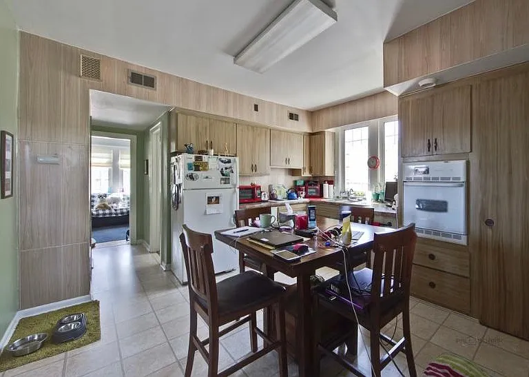 5878 N Harlem Ave #2 — Photo 4