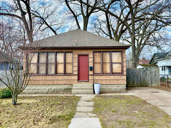 1641 Sanford St, Muskegon, MI 49441
