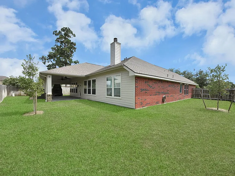 18403 Sierra Falls Ct — Photo 48